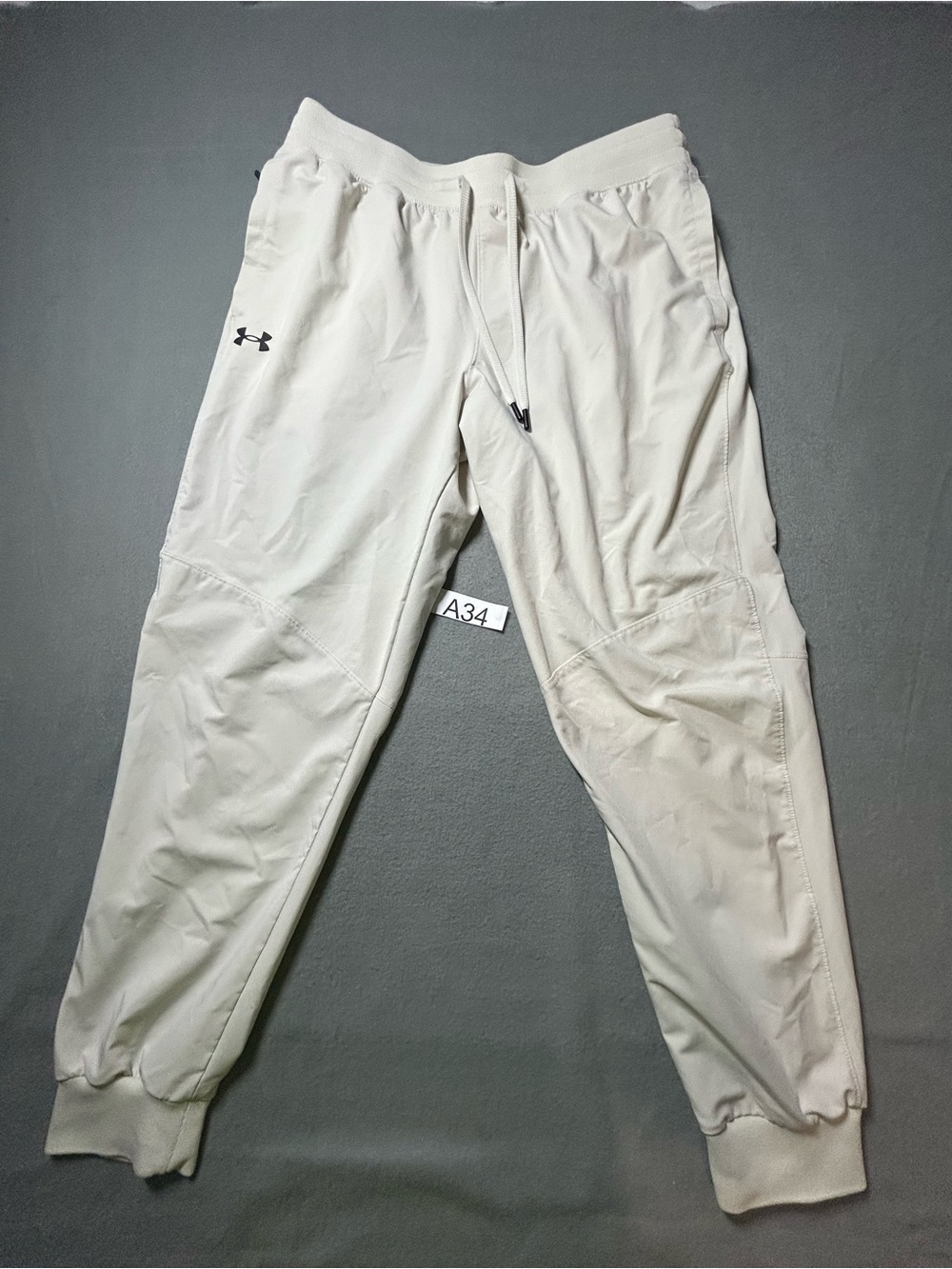 Under Armour Men's White Athletic Joggers with Drawstring Waist
